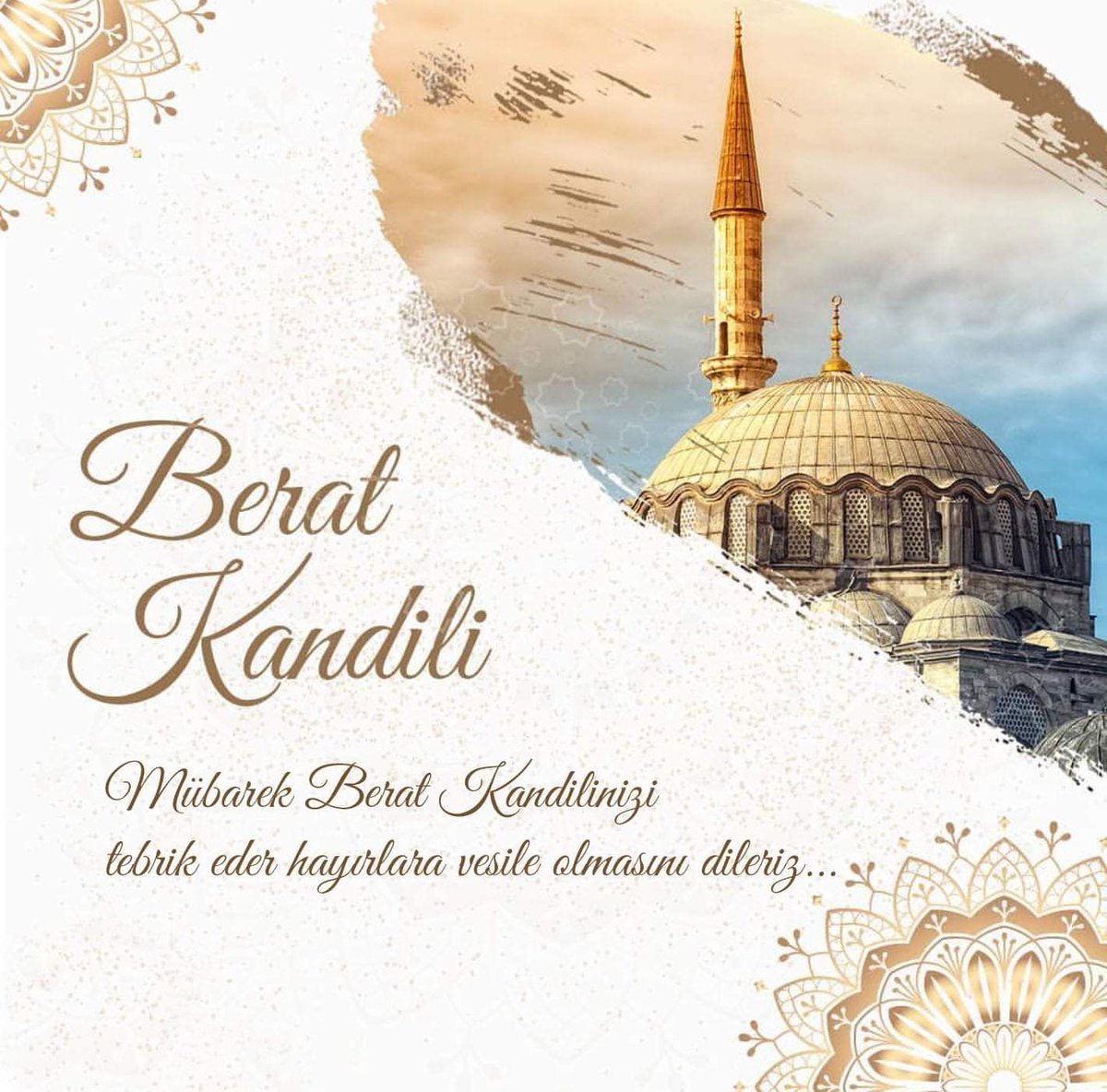 yesiloglupls's tweet photo. Berat Kandilimiz Mübarek Olsun. 
#BeratKandili https://t.co/cDWdgMyVNt