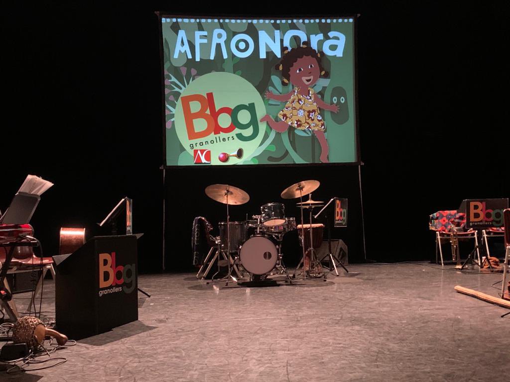 SagratCorDip's tweet photo. Els nens i nenes de P4 hem anat al SAT teatre a veure l’espectacle “AfroNora”

#sagratcordiputacio #fundacioneducativasofiabarat #infantil #jocs #aprenem #educació #escola #escoles #eixample #infants #infantil #eduquem #formaciointegral #p4 #p5 #p3 #musica #teatre #SAT
#afronora https://t.co/UH4CoKsy7L