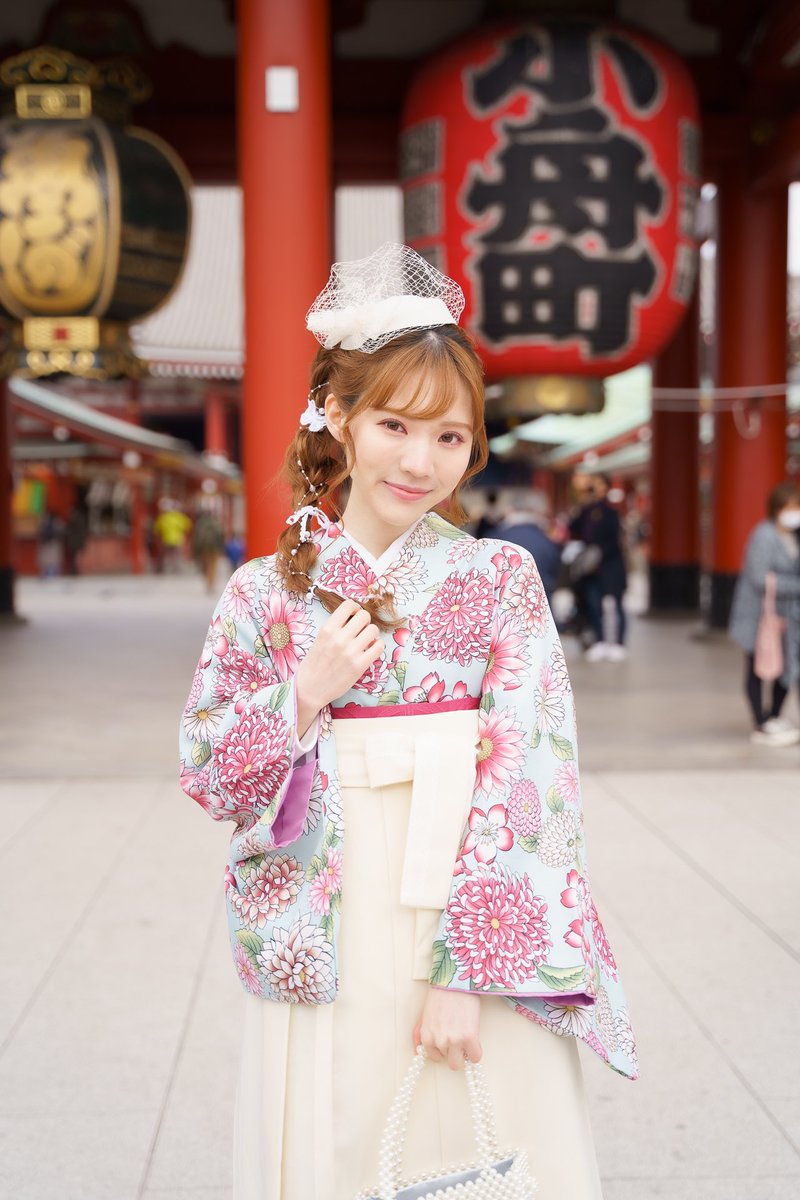 yukkaphotomo's tweet photo. 2種類の袴を着ました🌸

もうすぐ社会人！
どんな日々が待ってるのかな〜！！ https://t.co/C6EaKHdVT1