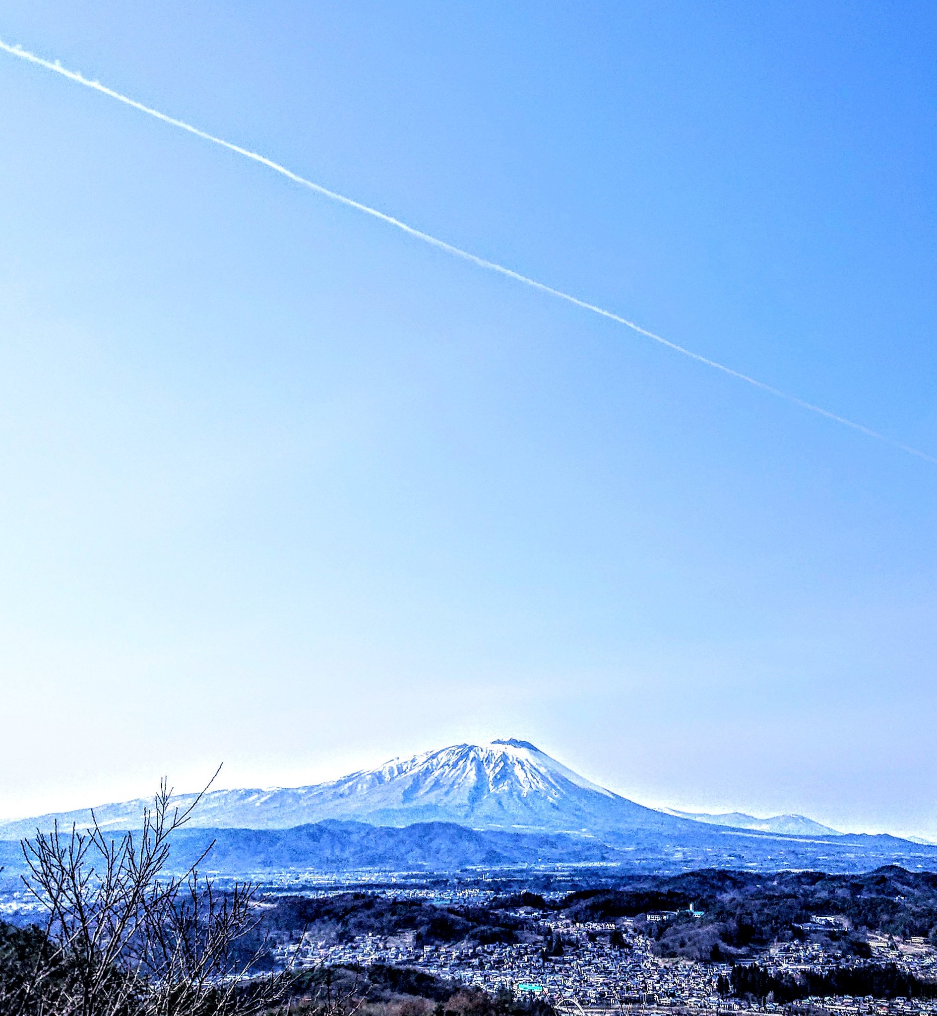 喜多東雲 岩手県 盛岡市 岩手山 空のある風景 空の青さを知る人よ キリトリセカイ 空が好きな人と繋がりたい お疲れ様 良い天気でした T Co U5weeocv9x Twitter