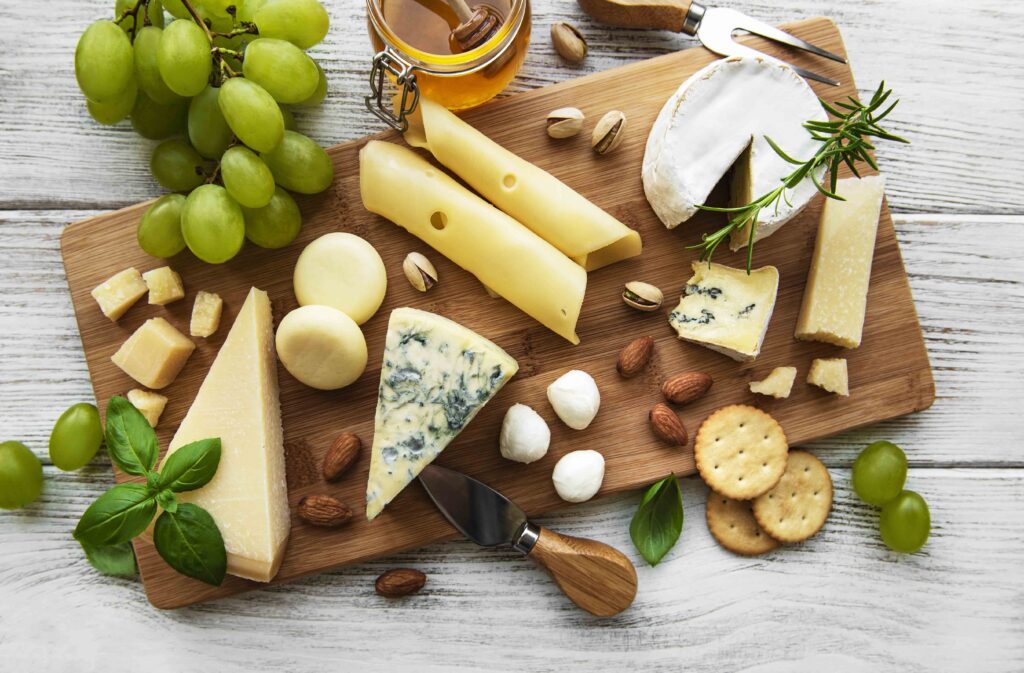 Hoy, #DíaInternacionaldelQueso lo celebramos contándote las claves para conseguir esa tabla de #quesos perfecta. 
¿Eres #MASFoodlovers &amp; #cheeselover? 
⬇️⬇️⬇️ 
masfoodlovers.com/mas-blog/como-…