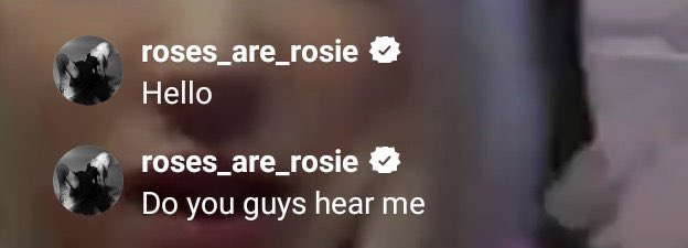 rshourly's tweet photo. she’s not real 😭
#로제  #ROSÉ https://t.co/DZ9o1UHMRT