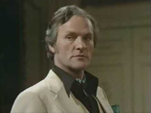 Happy Birthday to Julian Glover. 