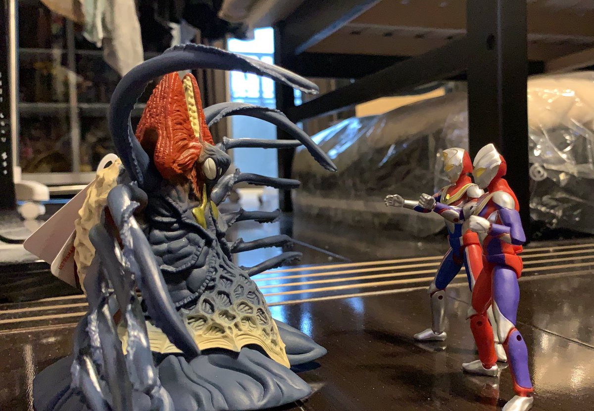 ウルトラマンダイナ ウルトラ怪獣DX クイーンモネラ ソフビ人形 怪獣 バンダイ - メルカリ 未使用 ソフビ 怪獣