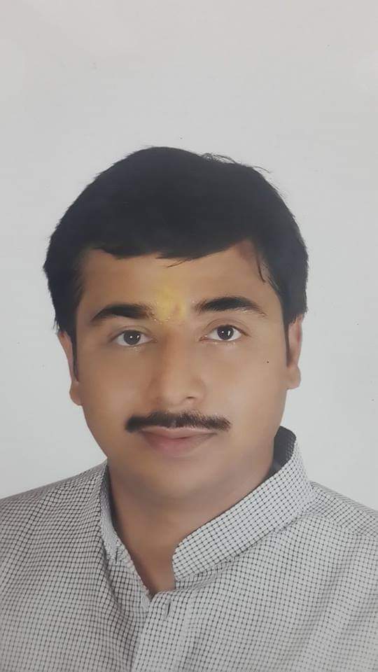 omprakash_akela's tweet photo. पूर्व विधानसभा अध्यक्ष श्रीयुत श्रीनिवास तिवारी जी के नाती मित्र विवेक तिवारी बबला के निधन का दुखद समाचार प्राप्त हुआ ईश्वर उनकी आत्मा को शांति दे और शोकाकुल परिवार को इस दुख को सहन करने की शक्ति प्रदान करें विनम्र श्रद्धांजलि https://t.co/pts1m4LnyX