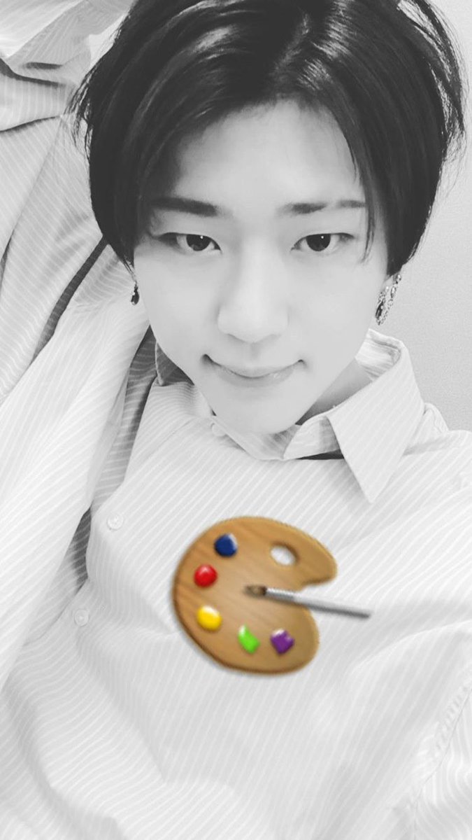 Shin__Ye's tweet photo. 보고싶어 https://t.co/hECnFGKnuD