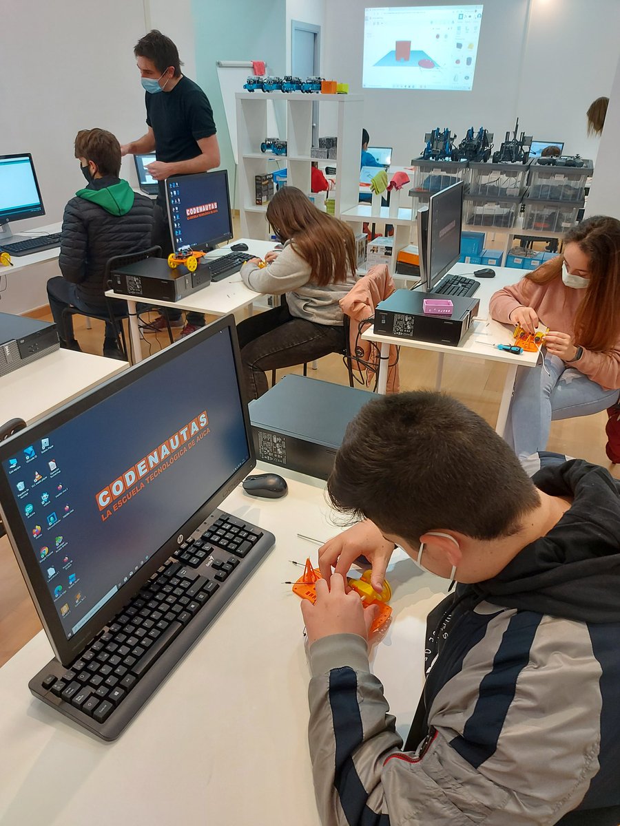SomosCodenautas's tweet image. #ArduinoDay2021