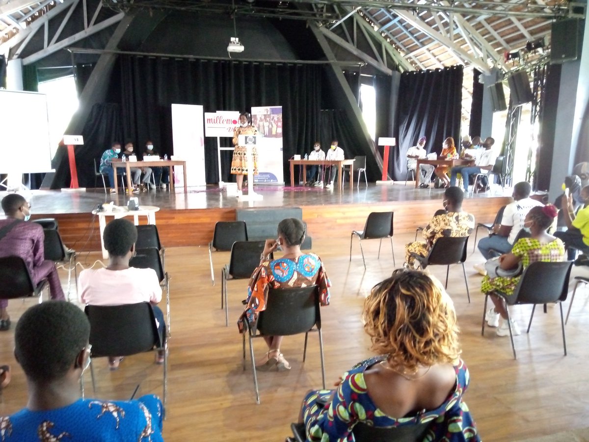 MillemotsF's tweet photo. Démarrage ce jour, de la 6ème édition du Concours National d'Art Oratoire et de Culture Générale MILLEMOTS VOX BÉNIN 2021 à l'Institut français de Cotonou.
#millemotsfdn #millemots #millemotsvox #Benin #cotonou #COVID19 https://t.co/dl71aSyIOu