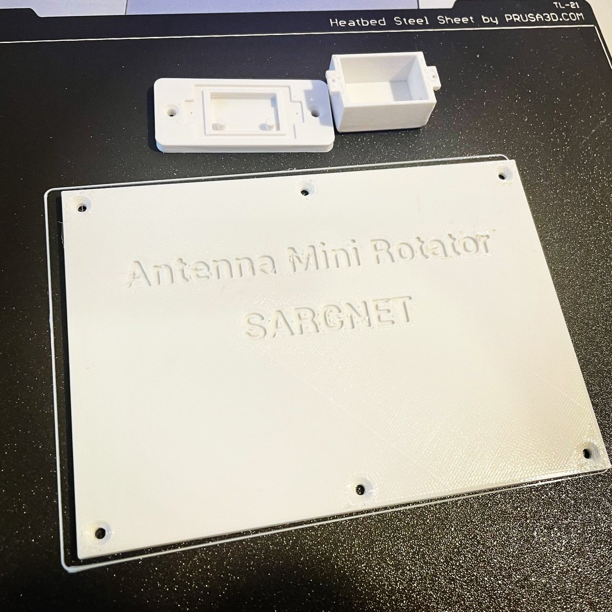 asphotos's tweet photo. Building a case for a #sarcnet #sattracker mini rotator project to track the #iss #ariss #hamradio #vk3er #vk3dns more info here https://t.co/hwV2vlKc6h https://t.co/UfQfEDJp29