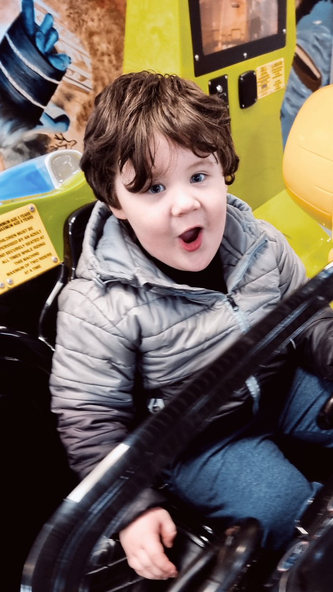 RoycesMummyZoe's tweet photo. Our🦸didn't make it 2 nursery this week, he doesn't want to go,he says he wants 2 be with mummy & daddy. We have set up yet another meeting with current nursery 2 discuss various things.We are so proud of shorty he is flourishing before our very👀
#PositiveProactiveParenting💜 https://t.co/2q4SfmamEJ