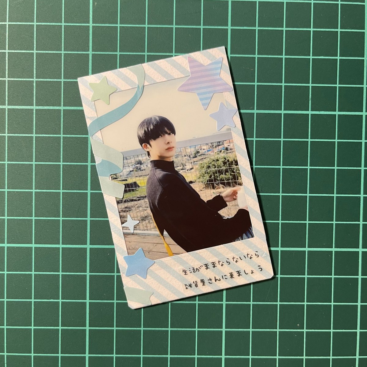 jun89837361's tweet photo. Working full time is insanely hard to adjust to and there’s just too many things to learn but on the bright side I still decorate polaroids https://t.co/CRAmvhMSah