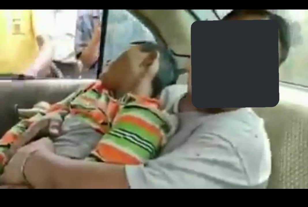 WntWnt1's tweet photo. These innocent children are being shot to death by Military Junta (SAC) today. Every child has the right to live free from violence. Why innocent children are being killed in Myanmar ? 
ANTIFASCIST REVOLUTION 
#AntiFascistRevolution2021  #WhatsHappeningInMyanmar #Mar27Coup https://t.co/iMOpH175PH