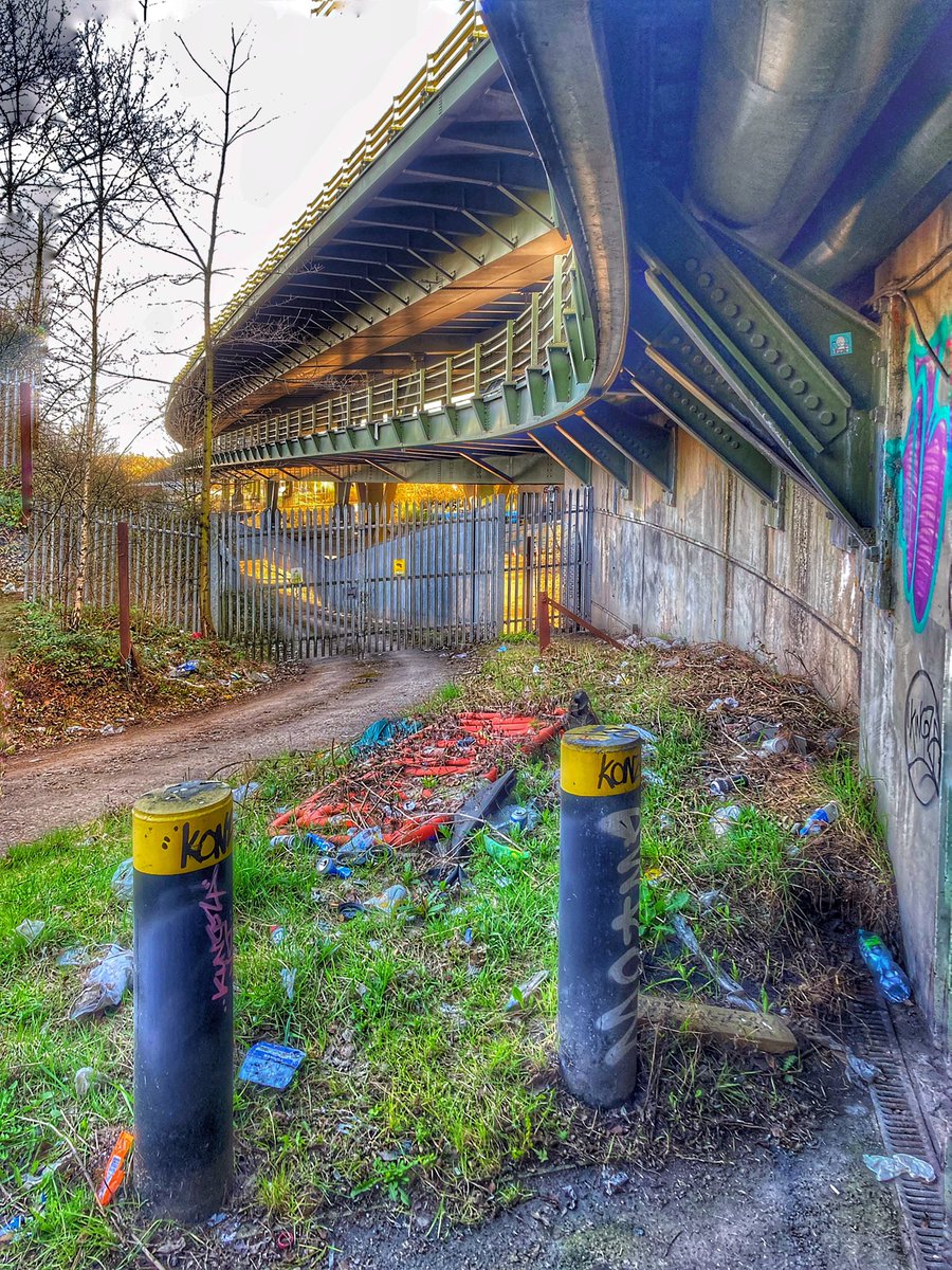 Towerblockmetal's tweet photo. Casually hanging around Tinsley viaduct #sidfletcher #towerblockmetal #sheffield #Motorway #bleakchic @Towerblockmetal https://t.co/azSajrrn6X