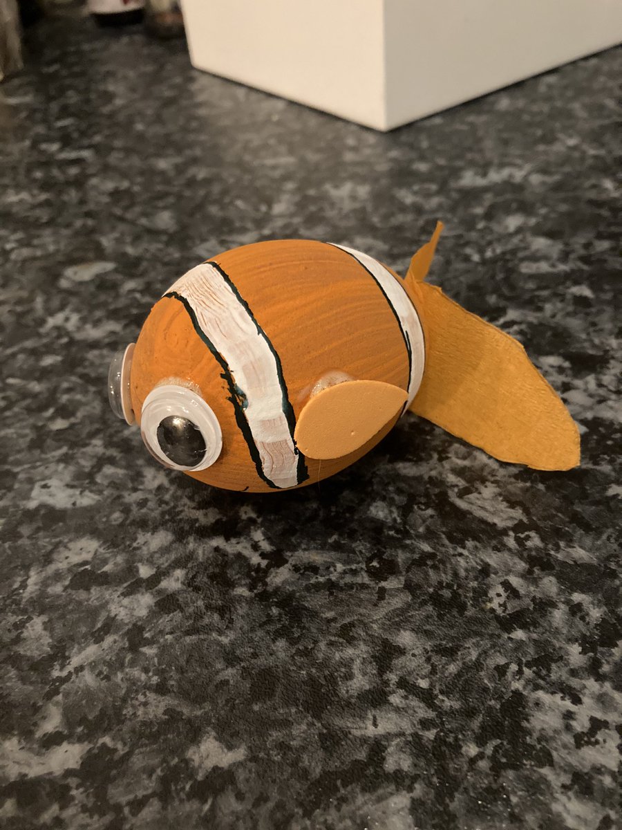 FrancesLouise8's tweet photo. @TweetbeatIOM @IOMRPU Evan, Age 4, Nemo Egg! https://t.co/SbRcfG37vE