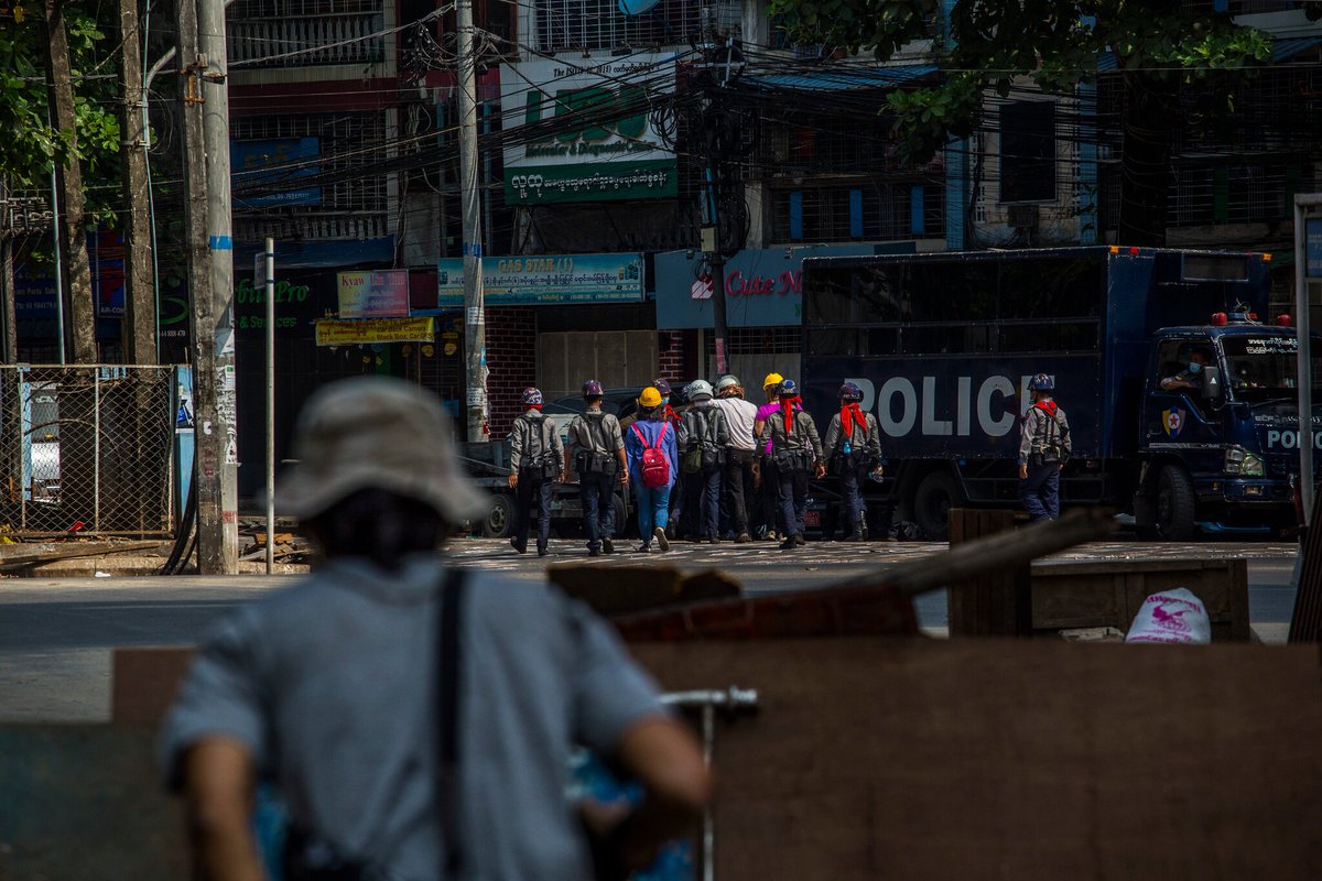 After protesters disappear into the custody of the Myanmar junta's security forces, "bodies have been returned to families with visible injuries and little explanation," highlighting the utter barbarity of the generals who have seized power. nytimes.com/2021/03/26/wor…