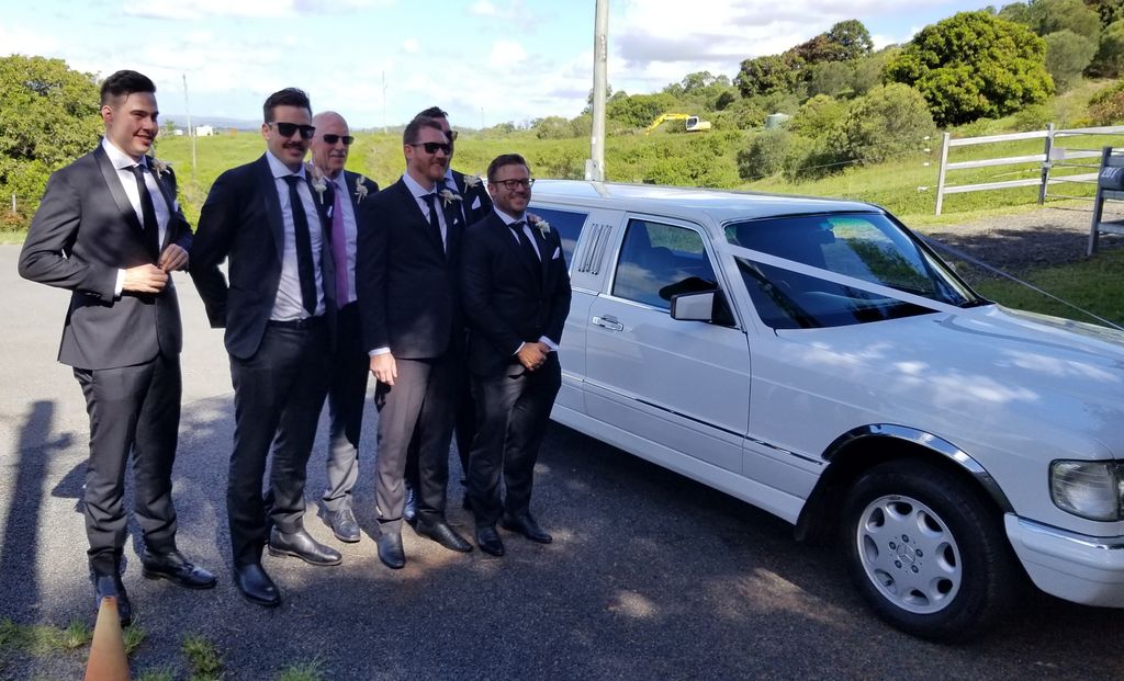 Adam &amp; his Groomsmen at @rainforestgardens

#rainforestweddings, #brisbaneweddings #weddingtransport #weddingcarhire  #destinationwedding #brisbanelimohire #weddinglimo #weddingcars #jaguarweddingcar #brisbaneweddingcarhire #brisbaneweddingphotographers #brisbanebrides