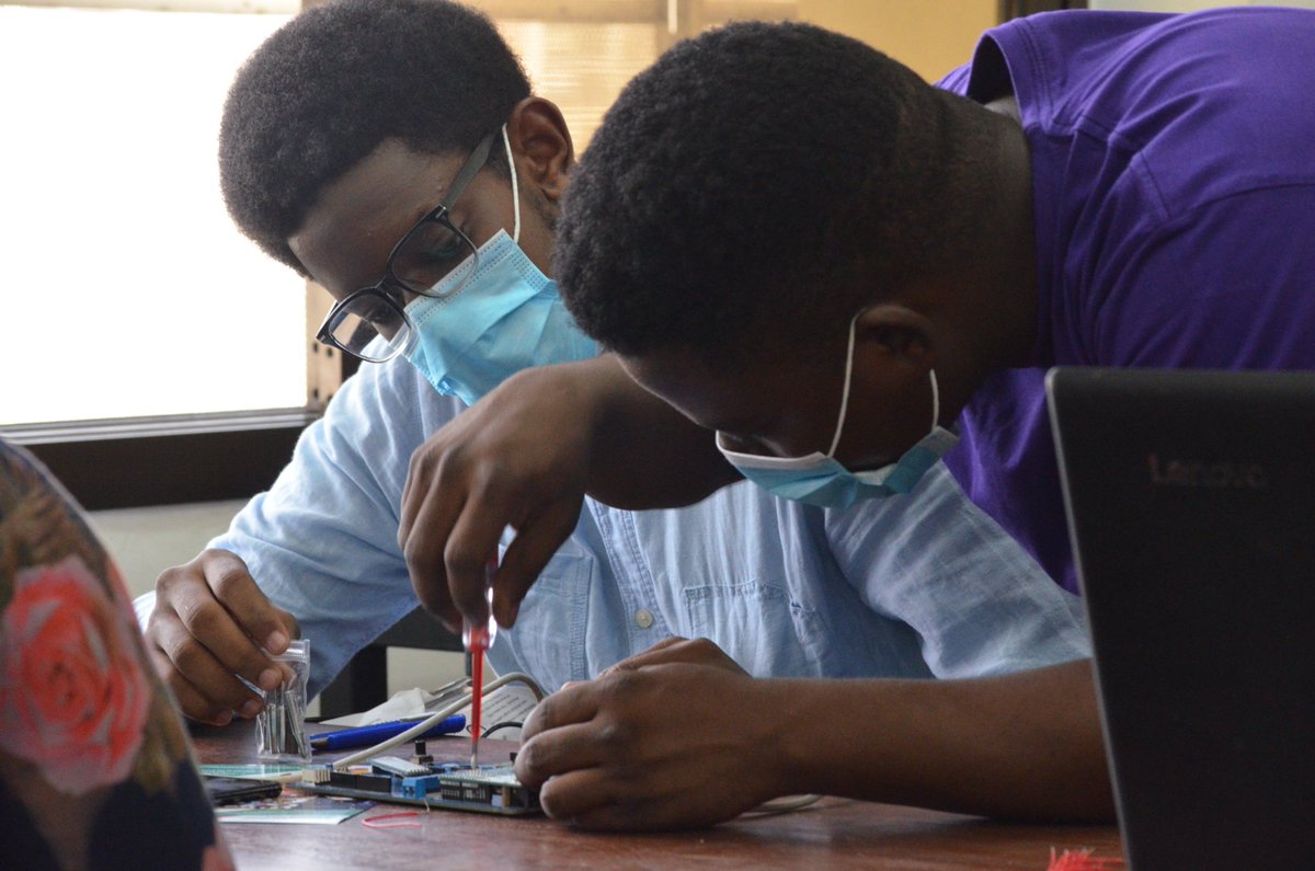 ndembo255's tweet image. Happing now Arduino Day #ArduinoD21 in Tanzania  with TME Education