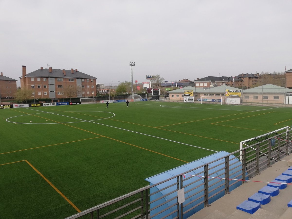 VXVILLARRUBIACF's tweet photo. 🤝⚽ AMISTOSO

📌 Ya estamos en el Cerro de la Oliva para disputar, a partir de las 11.30h, un partido amistoso con los amigos del @RMajadahonda

✅ Ya tenemos alineaciones

#AmistosoMajadahonda https://t.co/heJRd9y9Hv
