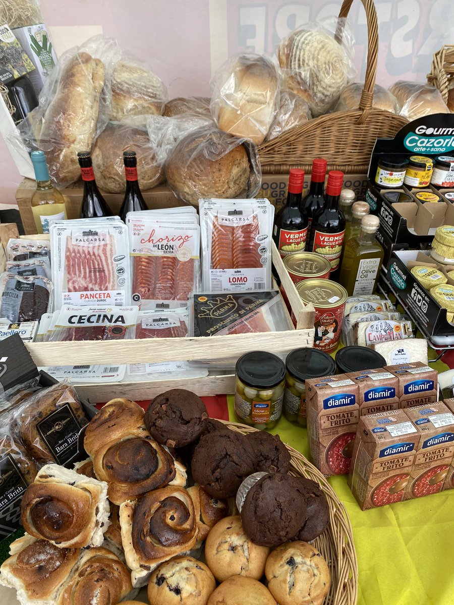 DeliaGoGo's tweet photo. Bore da Llandaff North! Railway Hotel market with fresh bread from Allen’s Bakery plus Welsh cheese, Spanish charcuterie and lots more! https://t.co/vmu4dqZ2SW