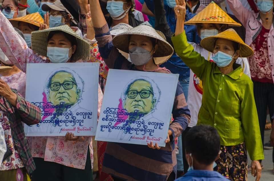 IrrawaddyNews's tweet photo. Hundreds of thousands of people took to the streets of Sagaing Region’s Ayadaw Township on Mar. 27, declaring it ‘People’s Revolution Day.’ They joined their rural peers outside the town and held a sit-in in the urban center before dispersing. (Photo: CJ) #WhatsHappeningInMyanmar https://t.co/k3jXYQ4FH1