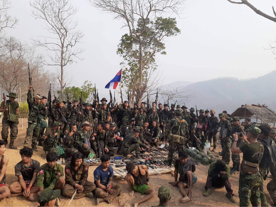 go_hla's tweet photo. #ResistanceDay #RevolutionDay #FederalFM 90.2 MHz #KNU #KNLA

#FederalArmy #Myanmar #Burma #WhatsHappeningInMyanmar #SaveMyanmar #Democracy #WhatIsHappeningInMyanmar https://t.co/X2lgAU2yR7