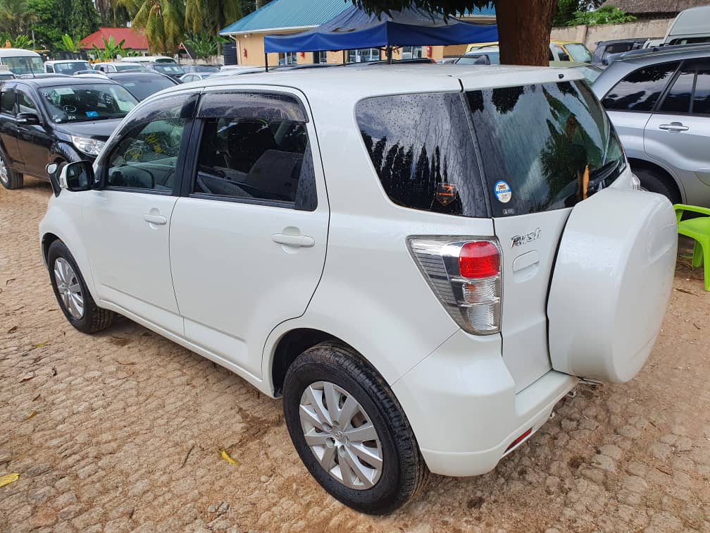mangiipesa's tweet photo. TOYOTA RUSH
#CHASSISNUMBER
Year 2010
CC1490
PEARL WHITE
60,100 KM
BEI=23.5M+USAJILI
IPO dar
Call 0768282694
Kindly retweet https://t.co/5LReW8zFmO