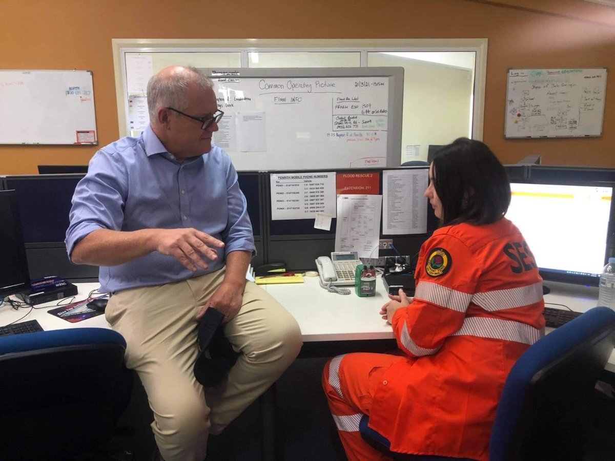 MikeCarlton01's tweet photo. Says it all, really. All.  Look at the body language. Then imagine the reverse:   if she had plonked her arse on his desk, one hand in her groin.  It’s why Smirko will NEVER get it.  EVER. https://t.co/qM5ZwSDHEu