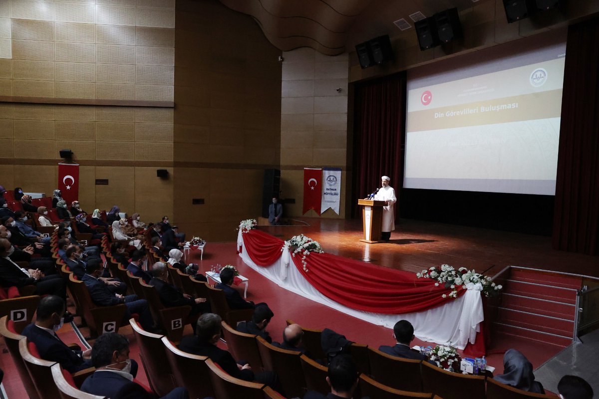 Diyanet (@diyanetbasin) on Twitter photo Diyanet İşleri Başkanı Prof. Dr. Ali Erbaş, Batman’da din görevlileri ile bir araya geldi
<a href="/DIBAliErbas/">Prof. Dr. Ali Erbaş</a>
diyanet.gov.tr/tr-TR/Kurumsal… Diyanet İşleri Başkanı Prof. Dr. Ali Erbaş, Batman’da din görevlileri ile bir araya geldi
<a href="/DIBAliErbas/">Prof. Dr. Ali Erbaş</a>
diyanet.gov.tr/tr-TR/Kurumsal…