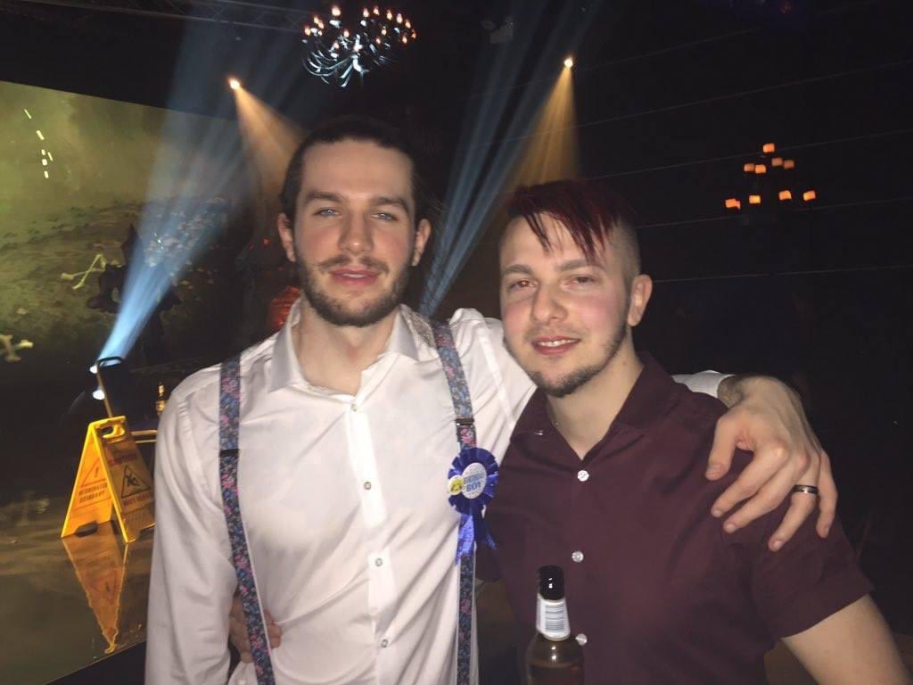 iam_dsfitness's tweet image. On this day, 4 years ago. The good times. @RealMatK @Skiddler @JagexWest @NeyaReborn @JagexRoq @Kelmar89 @MLGudi @JedTheCunt. 
Think I got the tags right? 👌
#DeadmanMode