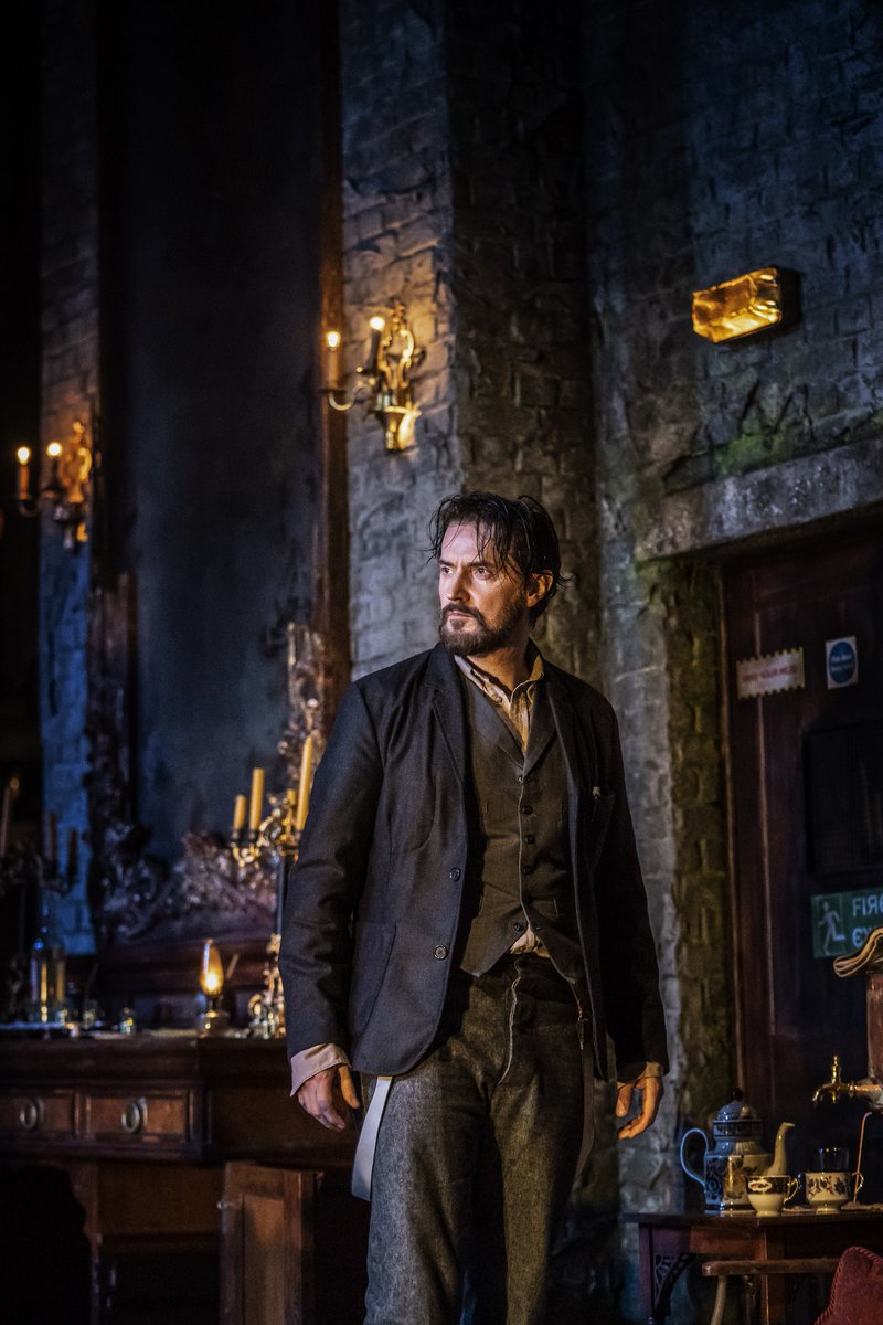 RABulgaria's tweet photo. #WorldTheatreDay2021 #RichardArmitage
#TheCrucible 2014 #LoveLoveLove 2016 #UncleVanya 2020
πΈ#JayBrooks #JoanMarcus #JohanPersson https://t.co/GEaozhpFvQ
