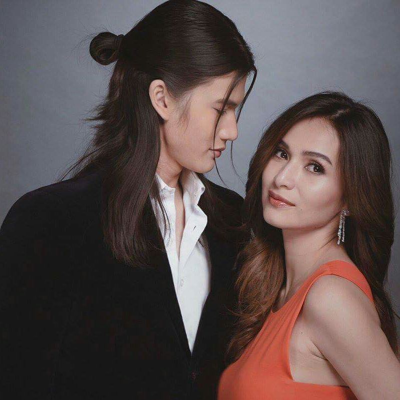 AllAboutJnnylyn's tweet photo. Sino nga bang makakalimot sa tambalang nag pakilig sa lahat.
Out of this world ang hatid na kilig at saya ng kanilang tambalang 
#JENGIL

Comment down below you favorite scene nyo ng MLFSPh

@MercadoJen
#MyLoveFromTheStarPH
#JennylynMercado https://t.co/AQlOuyBTZN