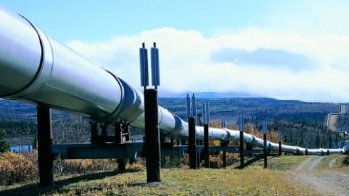 ColdWarrior17's tweet photo. Energy Independence “I support every method of securing energy independence. A national security issue. But also a pragmatic issue. We don't have the power &amp; tech to move more than 16% of vehicles to electric  at in a generation.. High gasoline prices are the #1 tax on Americans" https://t.co/jwqeRAHSg9