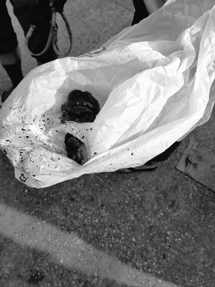 Byun_Sori6104's tweet photo. Tw // ⚠️ graphic content // death 

Reportedly : one civilian got shot with live bullet and passed away in Than Street, Hlaing !! The piece of his lungs was left on the road 💔

#WhatsHappeningInMyanmar 
#Mar27Coup https://t.co/sLJElECfUy