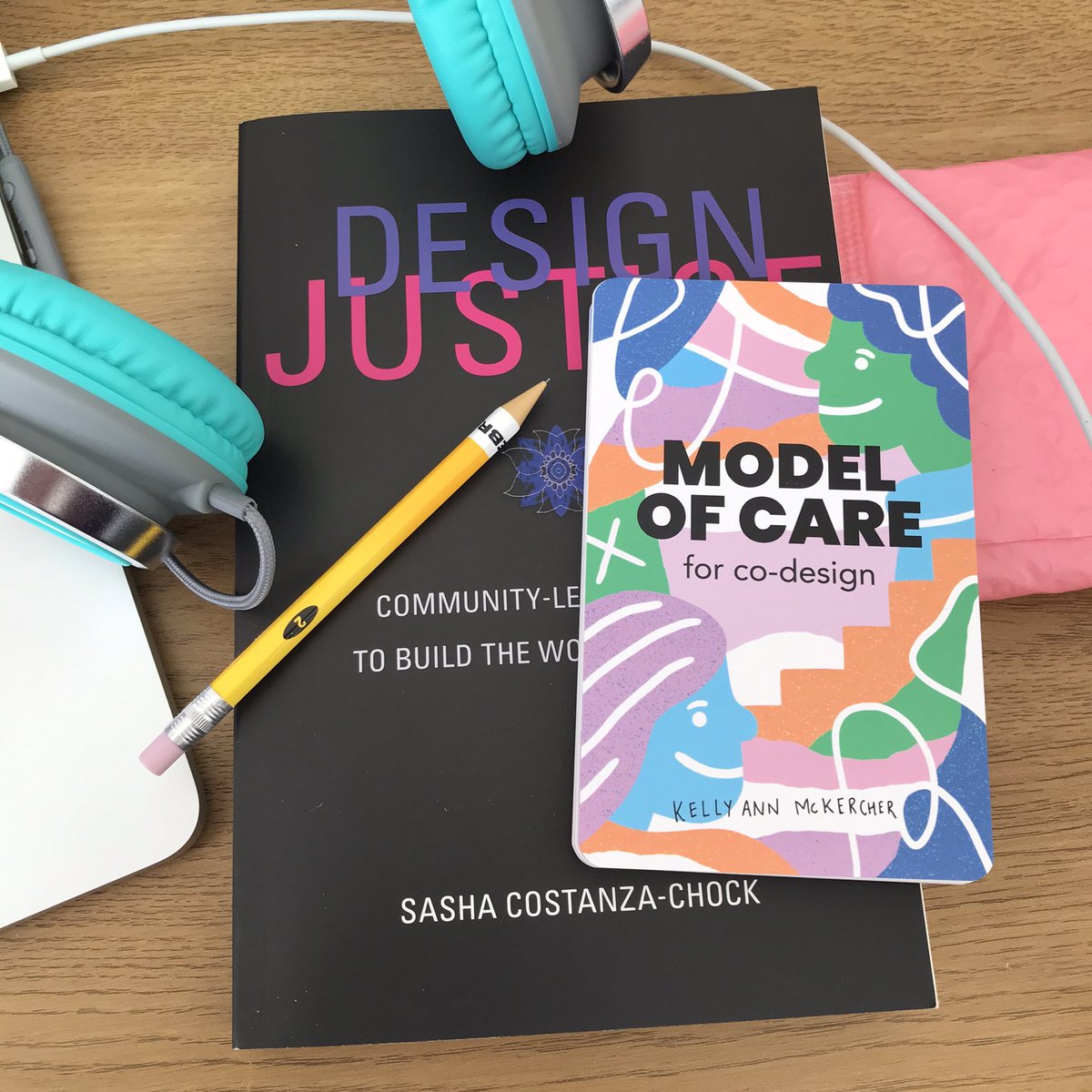 IamKathrynGrace's tweet image. Co-design cards from #BeyondStickyNotes arrived.
A fascinating week.