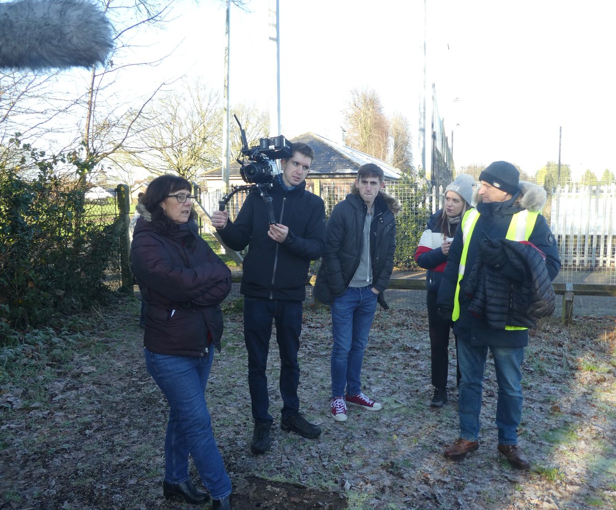 AChangeinTime1's tweet photo. We were lucky to have 4 photographers to cover our 5 days of filming @sarahwoolfphoto @jamesknight63 Jerome Anderton and Mark Murphy
https://t.co/qFxEUwvDpI
#BehindtheScenes #photographer #onsetphotography #shortfilm #indiefilm #sciencefiction #timetravel #SaturdayMorning https://t.co/gaZDfHkwXA