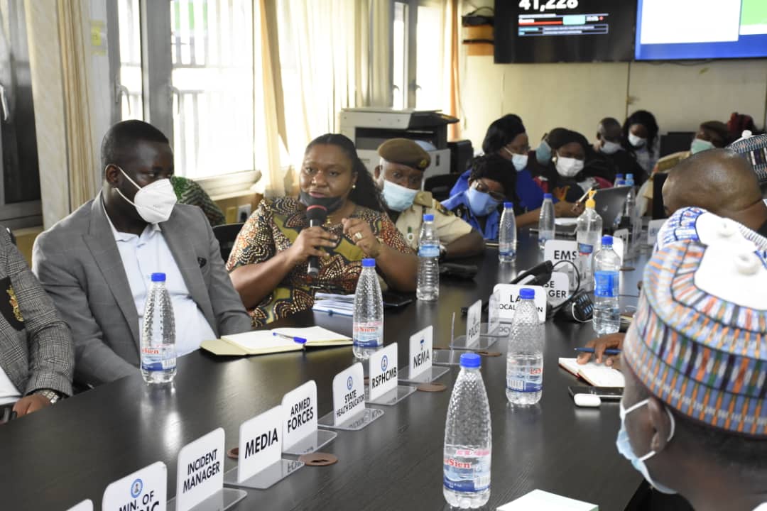 Luchi _Gloria tweet media