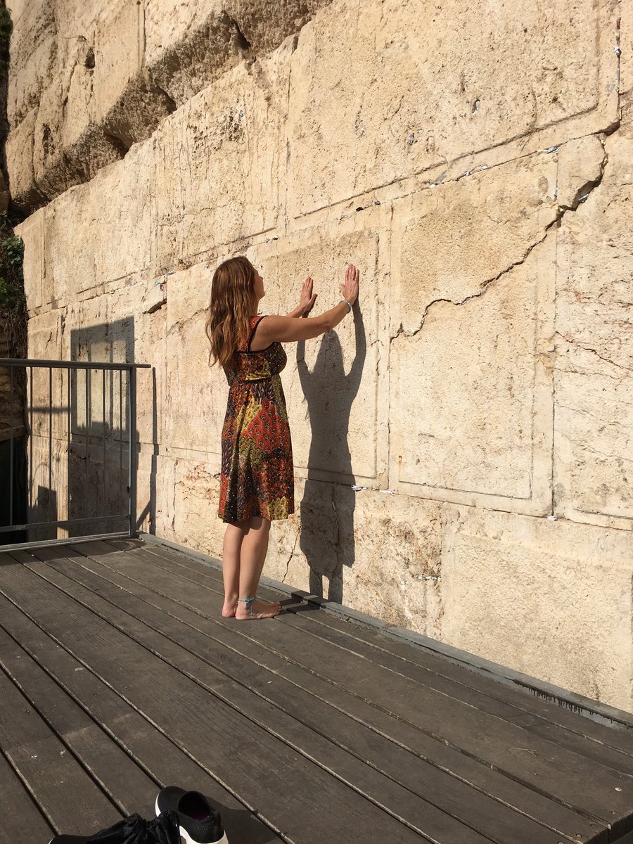 OWLtequila's tweet photo. As Passover begins at sundown and Easter approaches next Sunday, it reminds us to put faith over fear, travel light and let go of what no longer aligns with our purpose. Let’s toast to transcending the limits of our human form. L’chaim! #onewithlife #theuniverseisinyourcorner https://t.co/LwKVbqEjPW