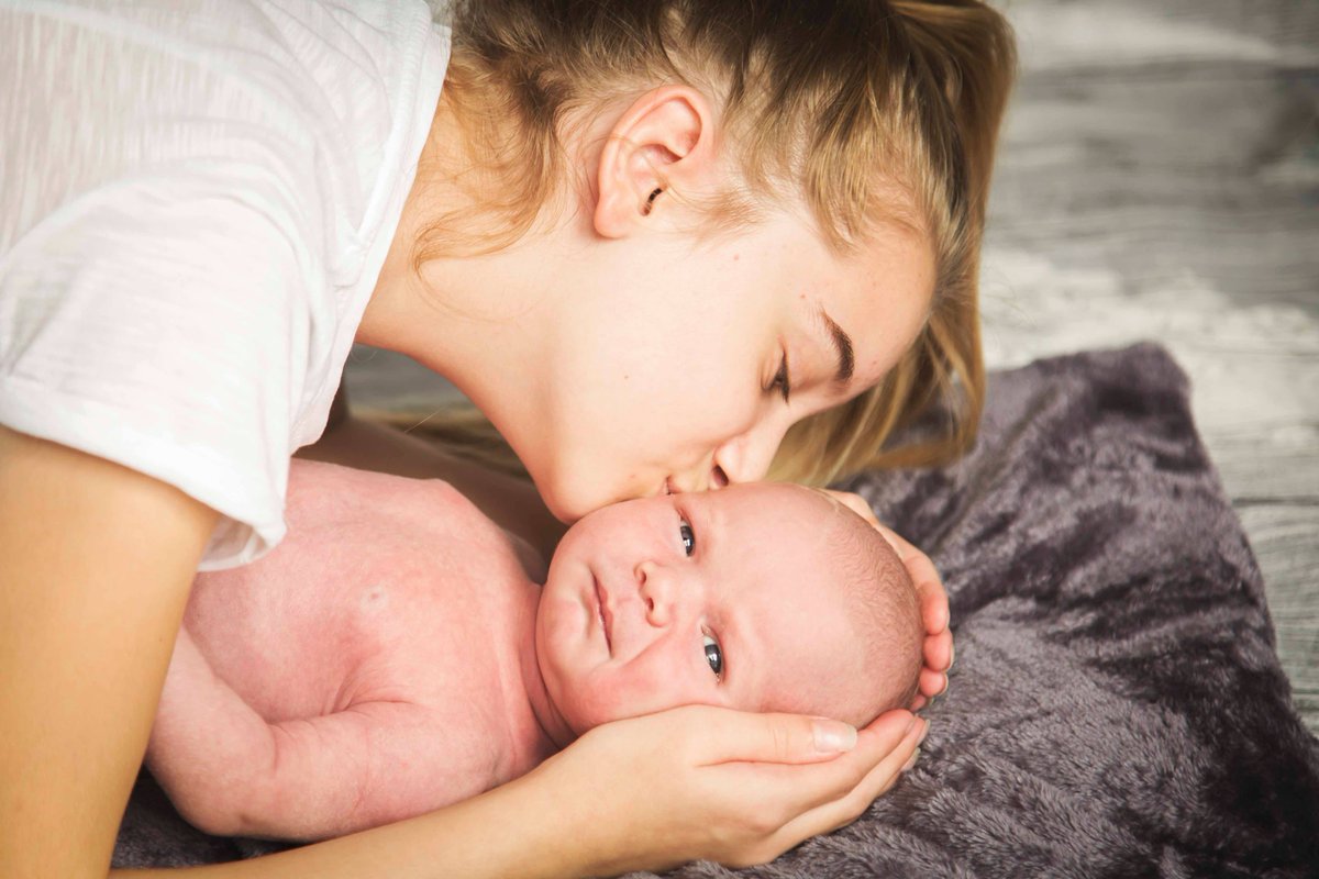 FunPregnancy's tweet photo. Here are the benefits of Probiotics for babies under 1 year of age: https://t.co/RrQXYXQVaw https://t.co/2F63LdJFYv