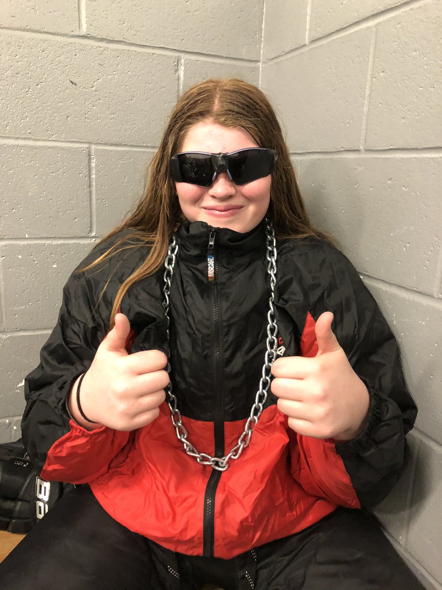 FHBTSelects's tweet photo. Two exhibition games to close out the year. 3-1 win today, Chloe with #theJJ and the hat trick. Brookfield tomorrow. #fundyhighland #femalehockey https://t.co/U79JdKailS