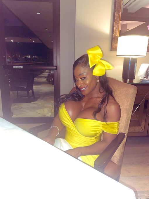 Dinner was incredible last night , what would you do if I was your date ?See what happened after dinner<a href="/tag/fitness"class="tags"><span>#fitness</span></a><a href="/tag/ebonygoddess"class="tags"><span>#ebonygoddess</span></a><a href="/tag/companions"class="tags"><span>#companions</span></a><a href="/tag/spoilme"class="tags"><span>#spoilme</span></a><a href="/tag/dinnerdate"class="tags"><span>#dinnerdate</span></a>