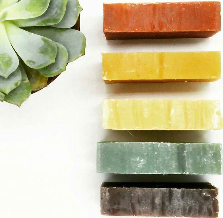 Azaleaskincare's tweet photo. 100% All Natural Handmade soaps infused soap with herbal extracts and essential oils! Plant Based Ingredients Only! No sulfates, No foaming agents, No dyes or artificial fragrances! https://t.co/fnpMzbHtNJ https://t.co/9Jli4acasI