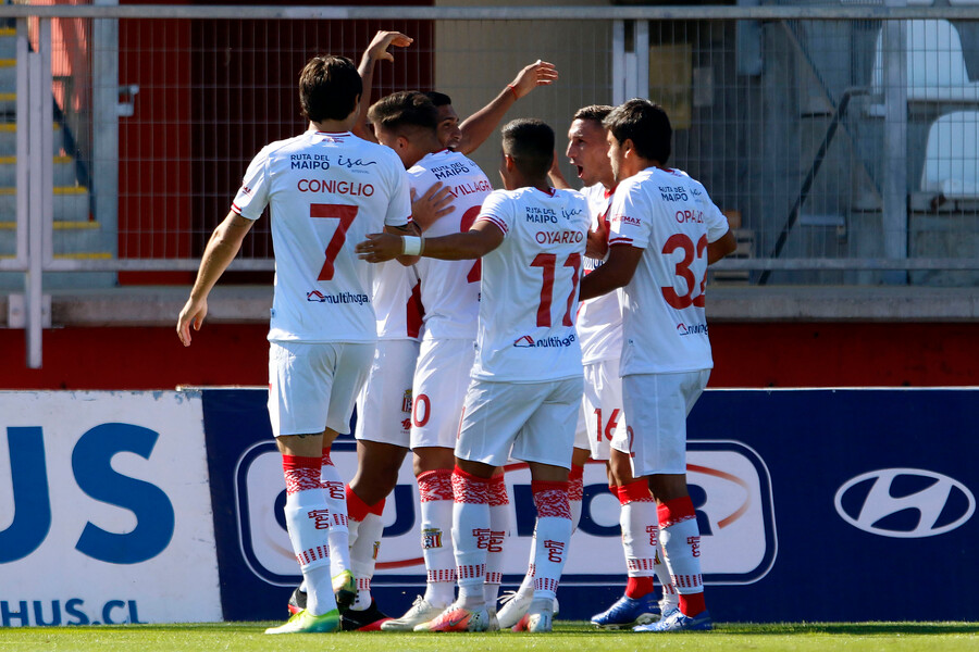 Touchtvpro's tweet photo. Terminó, terminó, terminó, terminó, terminó, terminó, terminó se acabó el partido en el Estadio Bicentenario de la Granja GANOOOOOOOOOOOOOO CURICÓ UNIDO
.
.
#CuricoUnido 2 - 0 #Melipilla
.
#Torteros | #Potros
.
#PrimeraDivision | #FutbolChileno | #DobleAmarilla | #RadioTouchTV https://t.co/EzY7osu3Nr