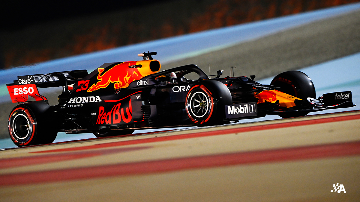 autosport's tweet photo. Pole position for @Max33Verstappen! 🥇

Here's your top 🔟 at the end of Q3: 

1. Verstappen (📸)
2. Hamilton
3. Bottas
4. Leclerc
5. Gasly
6. Ricciardo
7. Norris
8. Sainz
9. Alonso
10. Stroll

#F1 #Formula1 #BahrainGP https://t.co/6MkDg6WXz1
