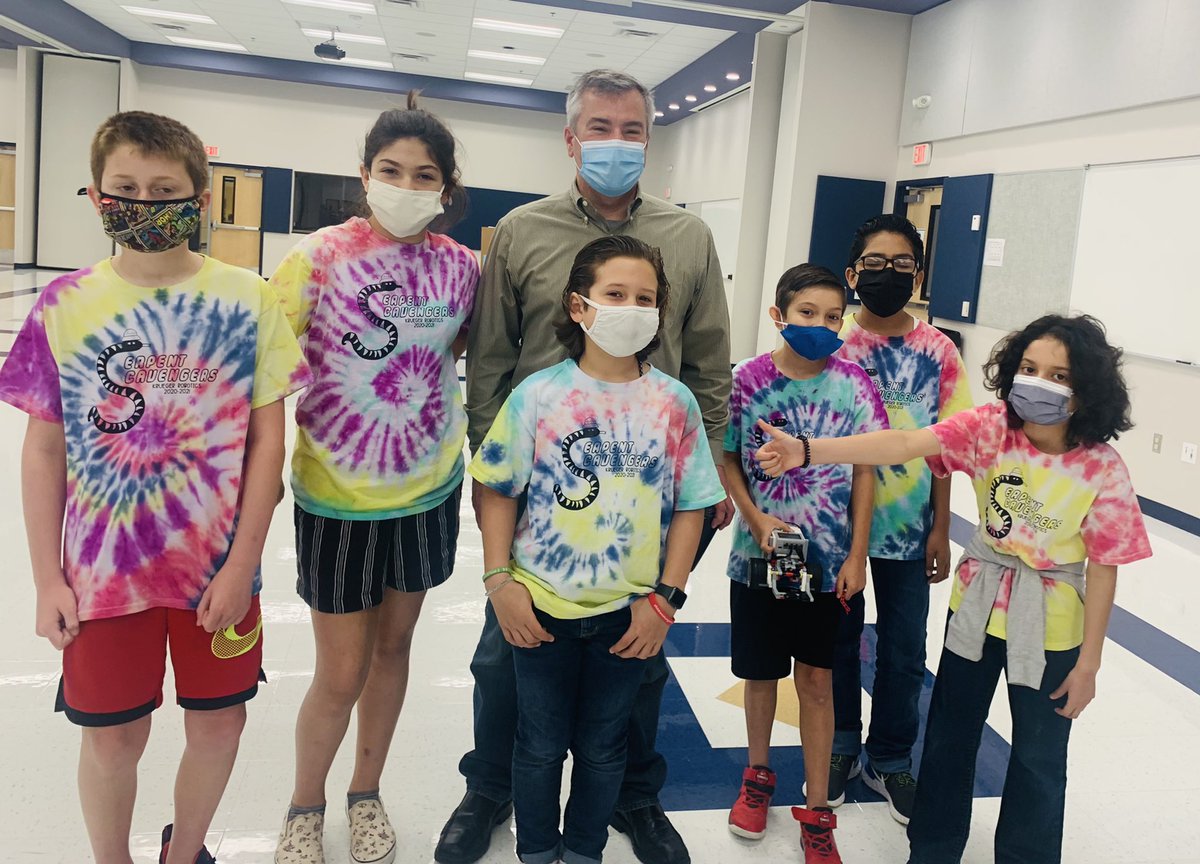 crlopeznisd's tweet photo. So proud of our @nisdkrueger Lego Robotics team! They did a great job at our competition today. @NISD @firstlegoleague @DralleKrueger5 https://t.co/3MtqccxNDn