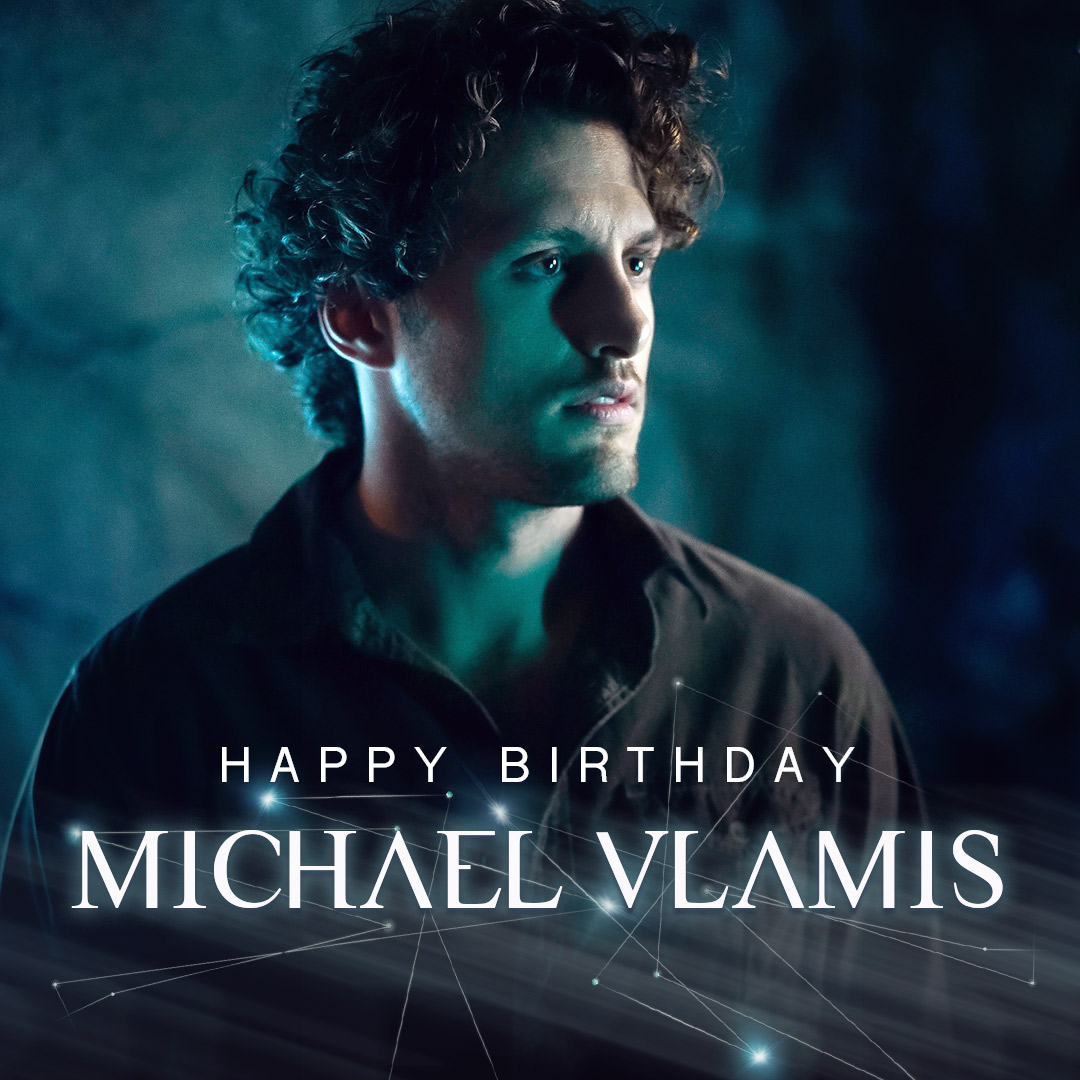 CWRoswellNM's tweet photo. Party at The Wild Pony! Happy Birthday, Michael Vlamis! https://t.co/QENGUA3Ajo