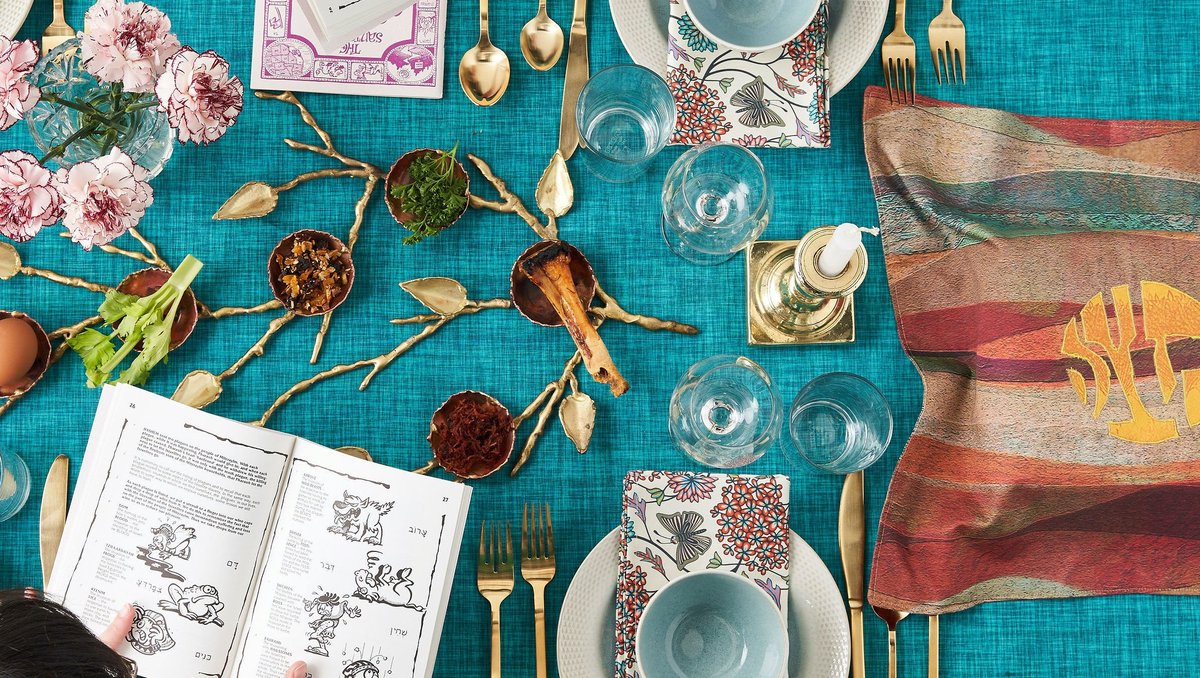 SpoonflowerHome's tweet photo. Chag Sameach to those in the Jewish religion who are celebrating the start of #Passover tonight! ✨

Shop the designs decorating Spoonflower teammates and mother-daughter duo Ace and Isabel's Passover Seder table. >> https://t.co/kF2OKoxBXg
#SpoonflowerHome https://t.co/Li3q3A8lob