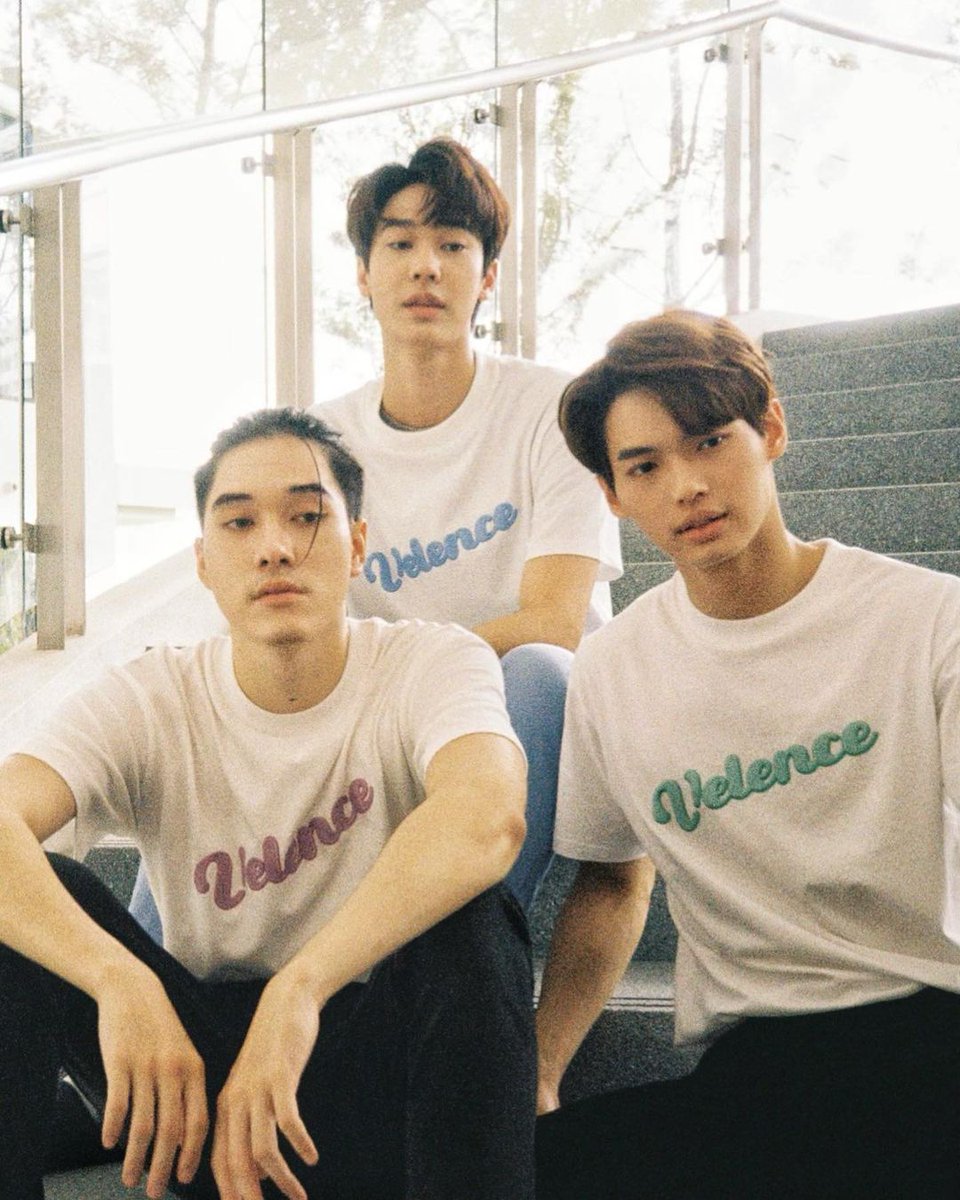BVC27WMO21's tweet photo. Our Handsome's/Serious Models for @velence.official🔥

Crdts: @tuprefersyouwithgrain✨

#winmetawin #snowballpower #2gethertheseries #still2gethertheseries #tineteepakorn #nuisance #tinechichic #chicboytine #littlebuffalo #kavin #hydrangea #katui #winnie #velence #velencebkk https://t.co/8zSM5atM7l
