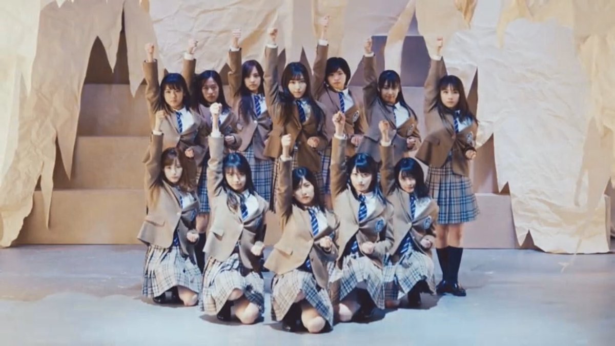 Hello_Project_1's tweet photo. 束縛はさせない
私は私よ
いつまでもここには
いられない So
いられない

形あるものなら
いつかは壊れるから
いつまでも未練は
抱かない So
抱かない So
抱かない So
抱かない

<自由な国だから / モーニング娘。'18> https://t.co/yxBFxPmM3c