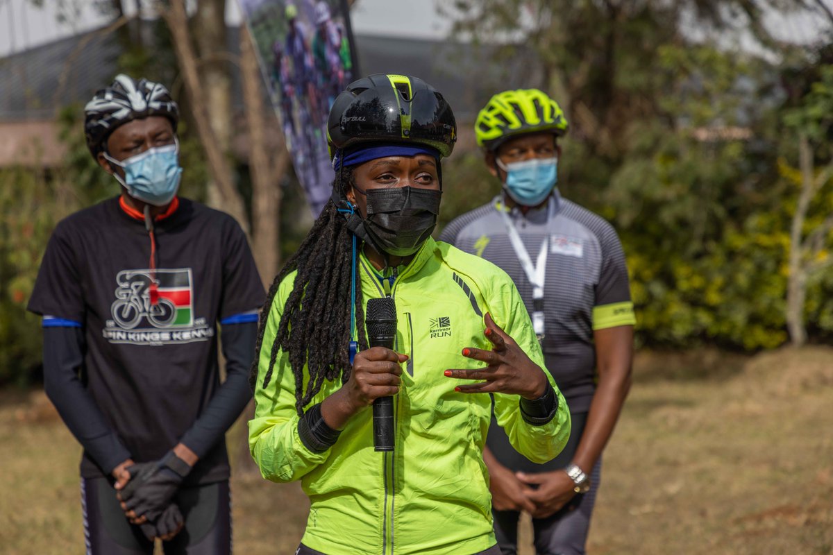 MamaRachelRuto's tweet photo. To mark #EarthHour I joined @MamaCycling together with cyclists from @spinkingske and @KR_Cycling  under the #CyclingforForests initiative. I pledged to plant 5,000 bamboo seedlings during the rainy season and when it is safe to do so due to the Covid-19 pandemic. https://t.co/opgnqbwQQe