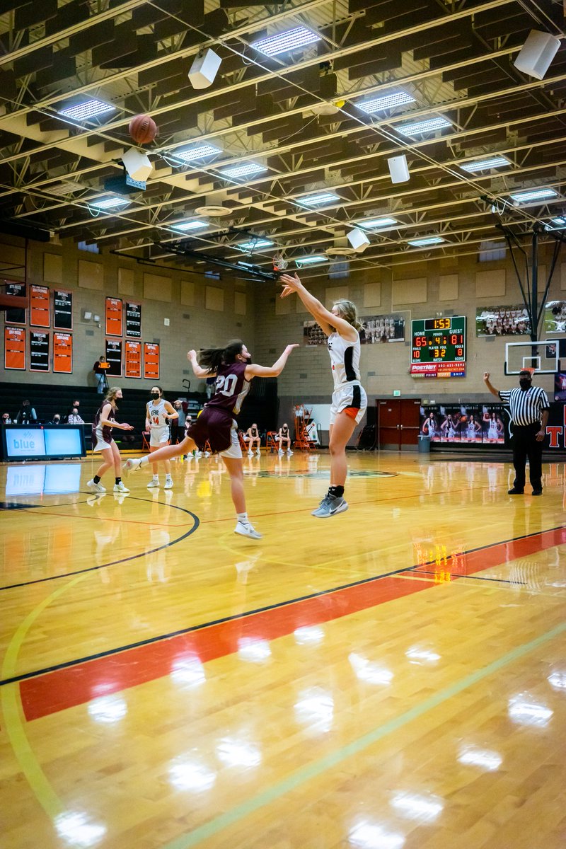 What does it take to be a Player of the Year? 🤔👇
Let's ask <a href="/grace_moyers/">Grace Moyers</a>... She can tell us! 👀 🙌

Huge congrats to Grace on earning well-deserved 2021 NCAC Co-Player of the Year honors!🥇
#EHS #eriegirlsbasketball #POY #evolve <a href="/ErieHSAthletics/">Erie HS Athletics</a>